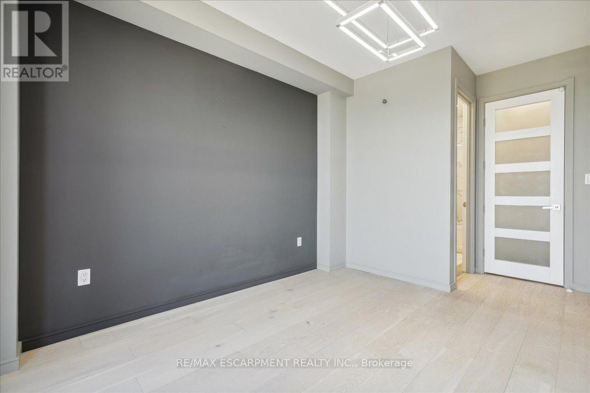 4 Sunrow Gate, Hamilton, Ontario  L8E 5C1 - Photo 26 - X12744386