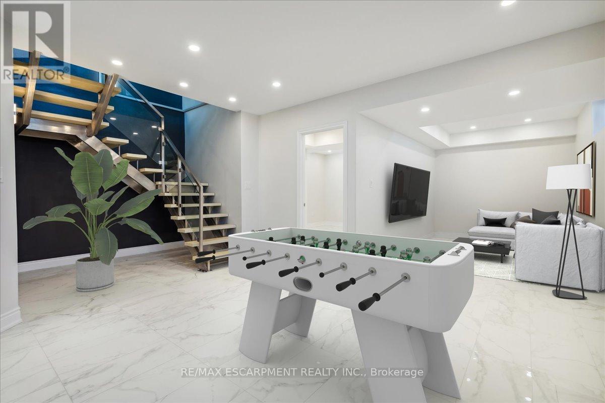 4 Sunrow Gate, Hamilton, Ontario  L8E 5C1 - Photo 41 - X12744386