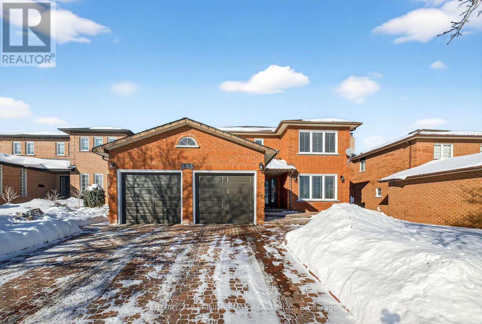 255 HOMESTEAD DRIVE, Oshawa, Ontario