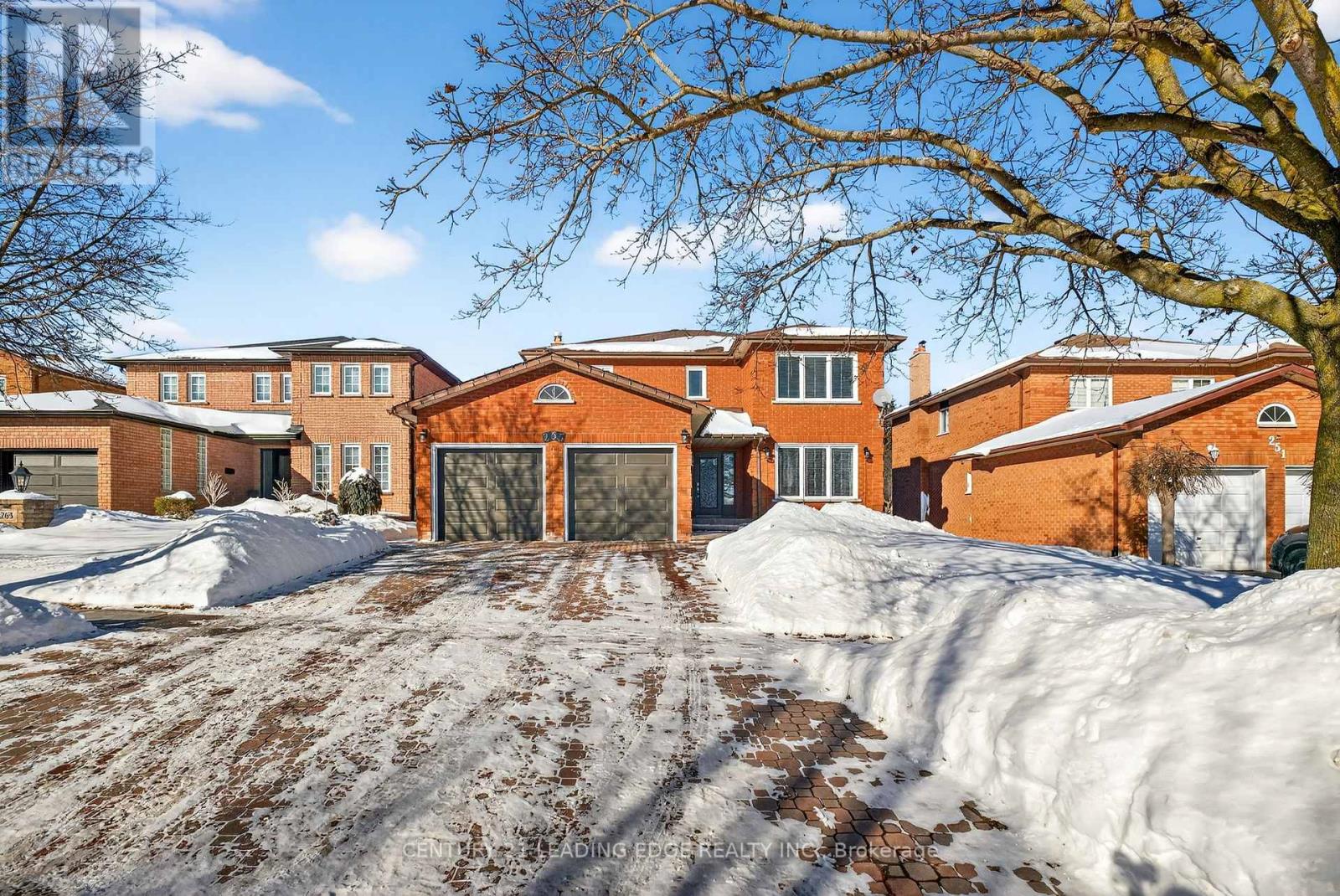 255 Homestead Drive, Oshawa, Ontario  L1J 6V2 - Photo 2 - E12744266