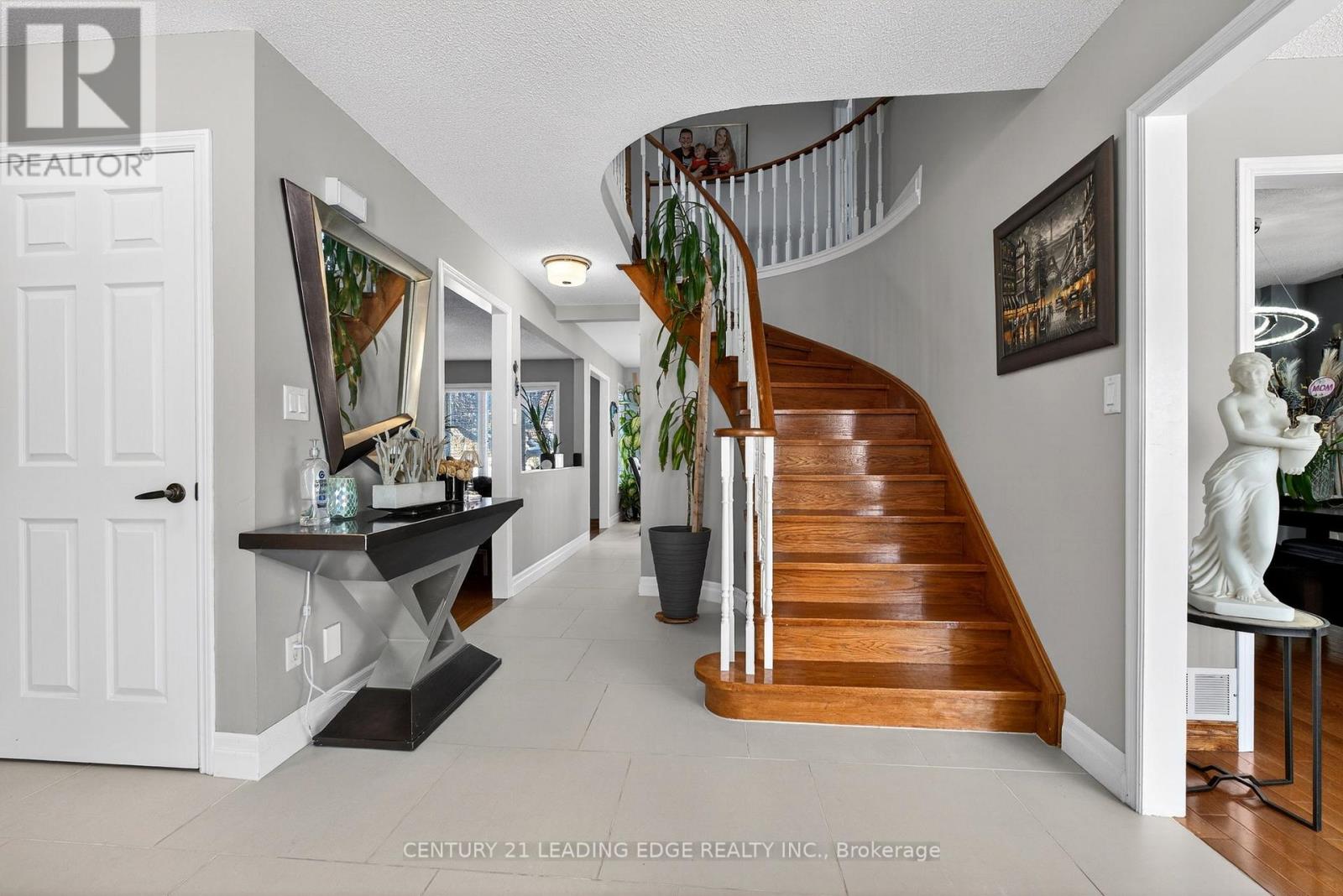 255 Homestead Drive, Oshawa, Ontario  L1J 6V2 - Photo 6 - E12744266