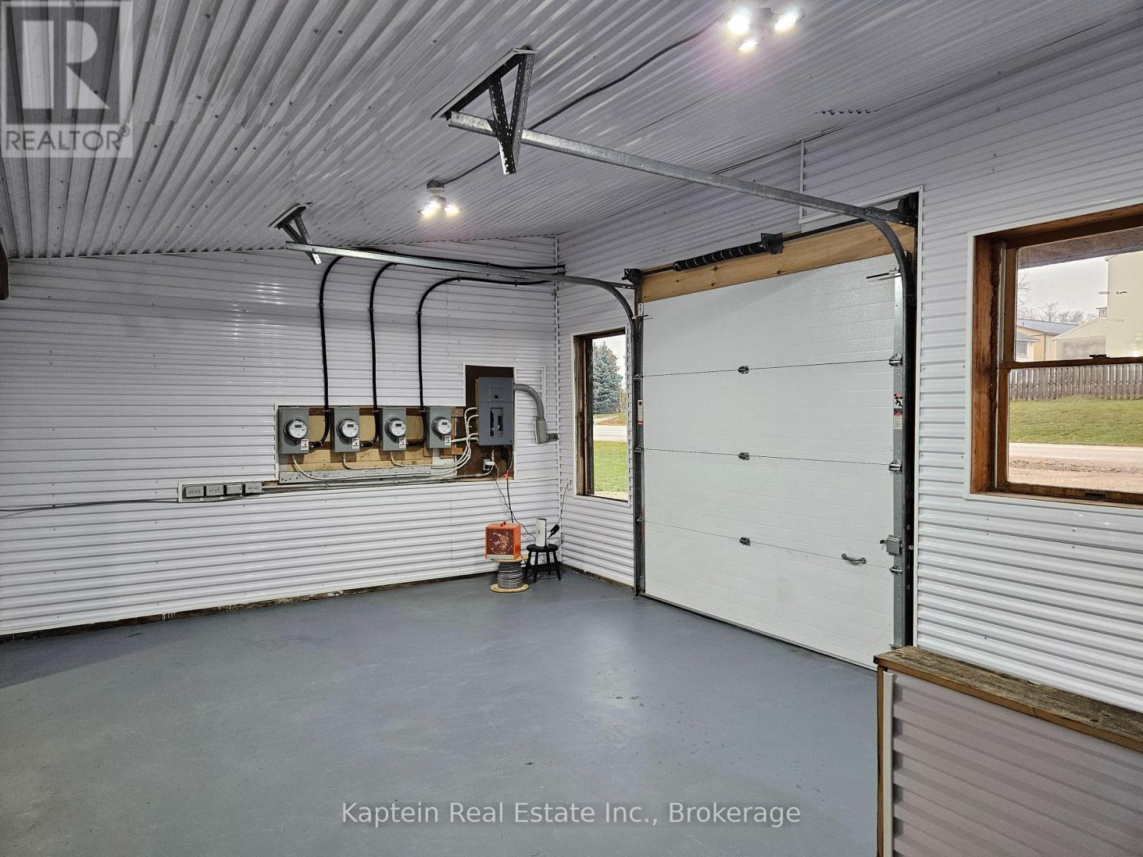 37063 A&b Amberly Road Highway N, Ashfield-Colborne-Wawanosh, Ontario  N0G 2H0 - Photo 11 - X12744444