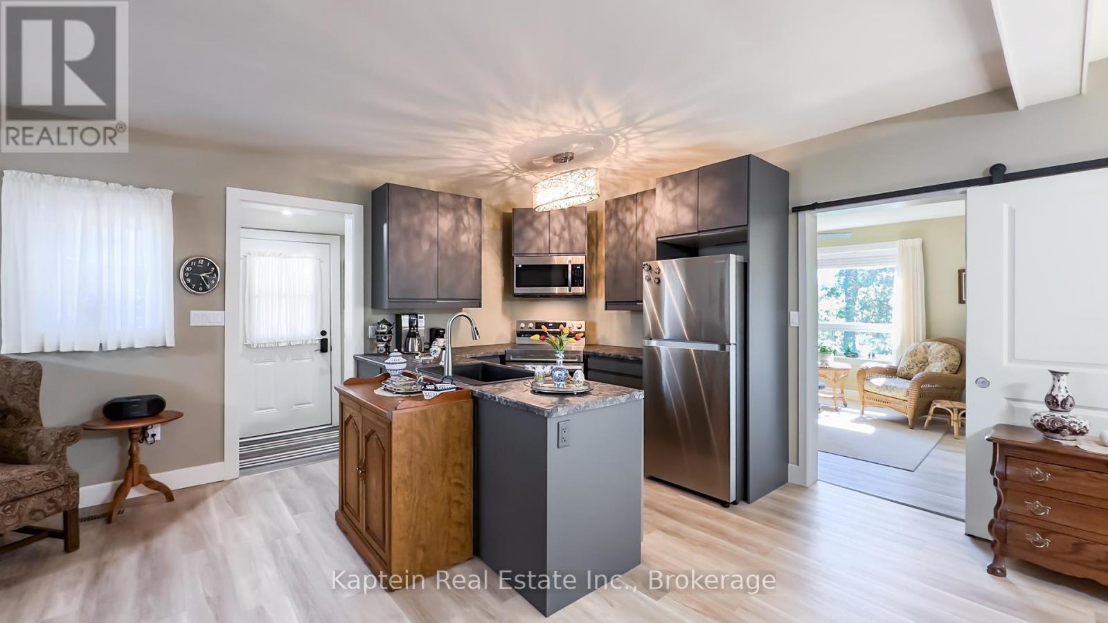 37063 A&b Amberly Road Highway N, Ashfield-Colborne-Wawanosh, Ontario  N0G 2H0 - Photo 40 - X12744444