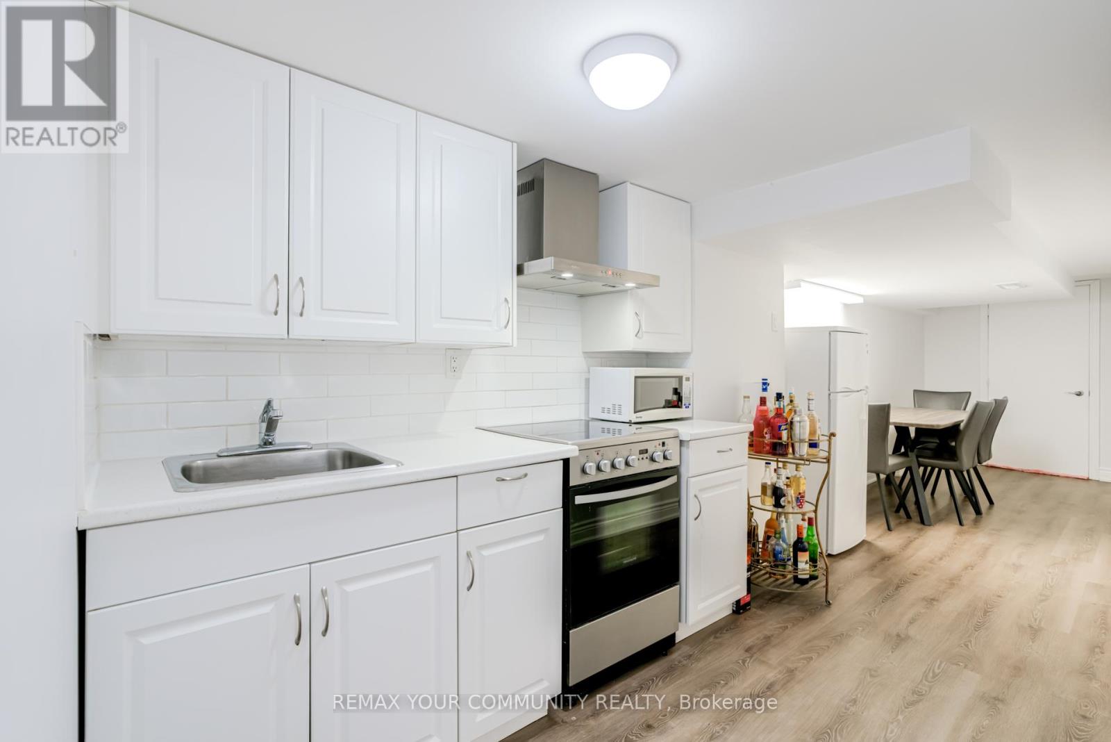 140 Laramie Crescent, Vaughan, Ontario  L6A 0R1 - Photo 43 - N12744430