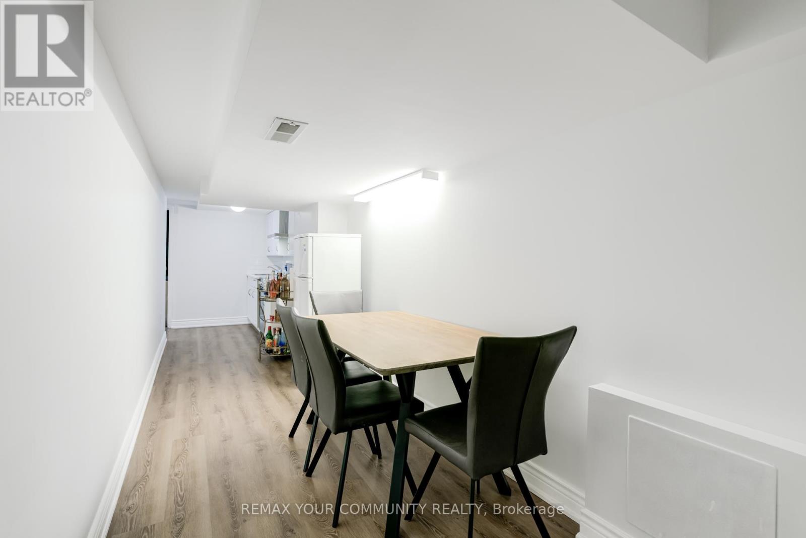 140 Laramie Crescent, Vaughan, Ontario  L6A 0R1 - Photo 46 - N12744430