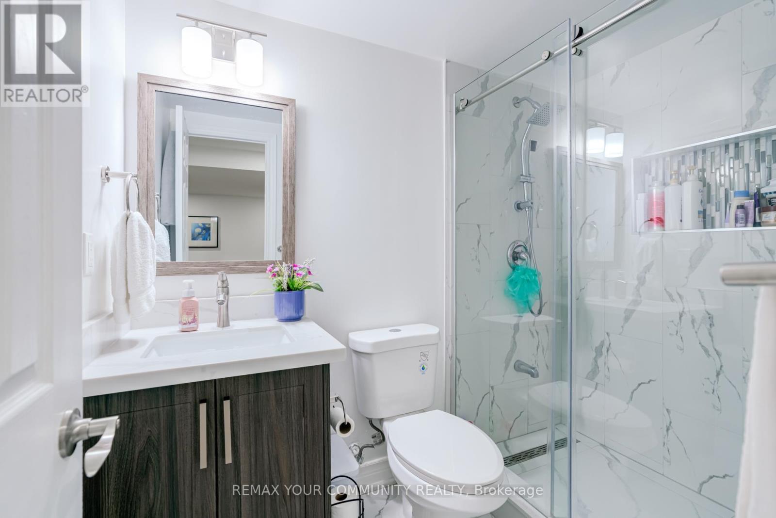 140 Laramie Crescent, Vaughan, Ontario  L6A 0R1 - Photo 49 - N12744430