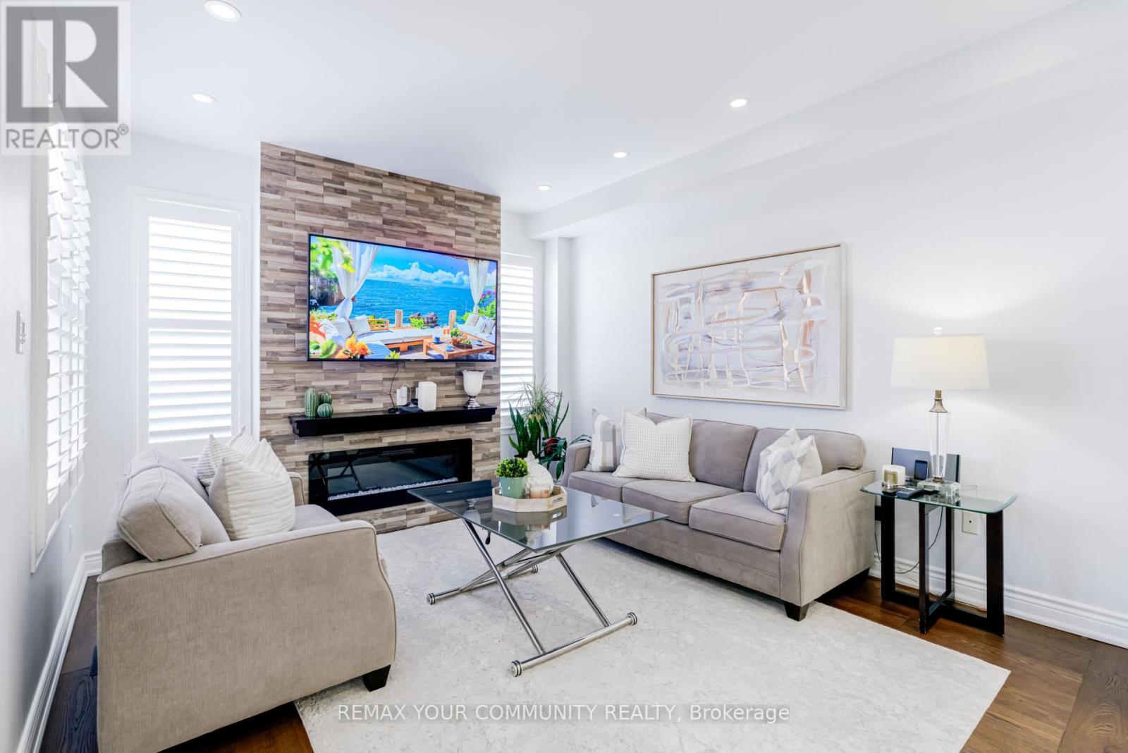 140 Laramie Crescent, Vaughan, Ontario  L6A 0R1 - Photo 7 - N12744430