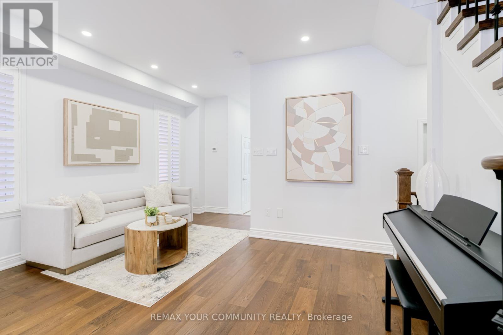 140 Laramie Crescent, Vaughan, Ontario  L6A 0R1 - Photo 9 - N12744430