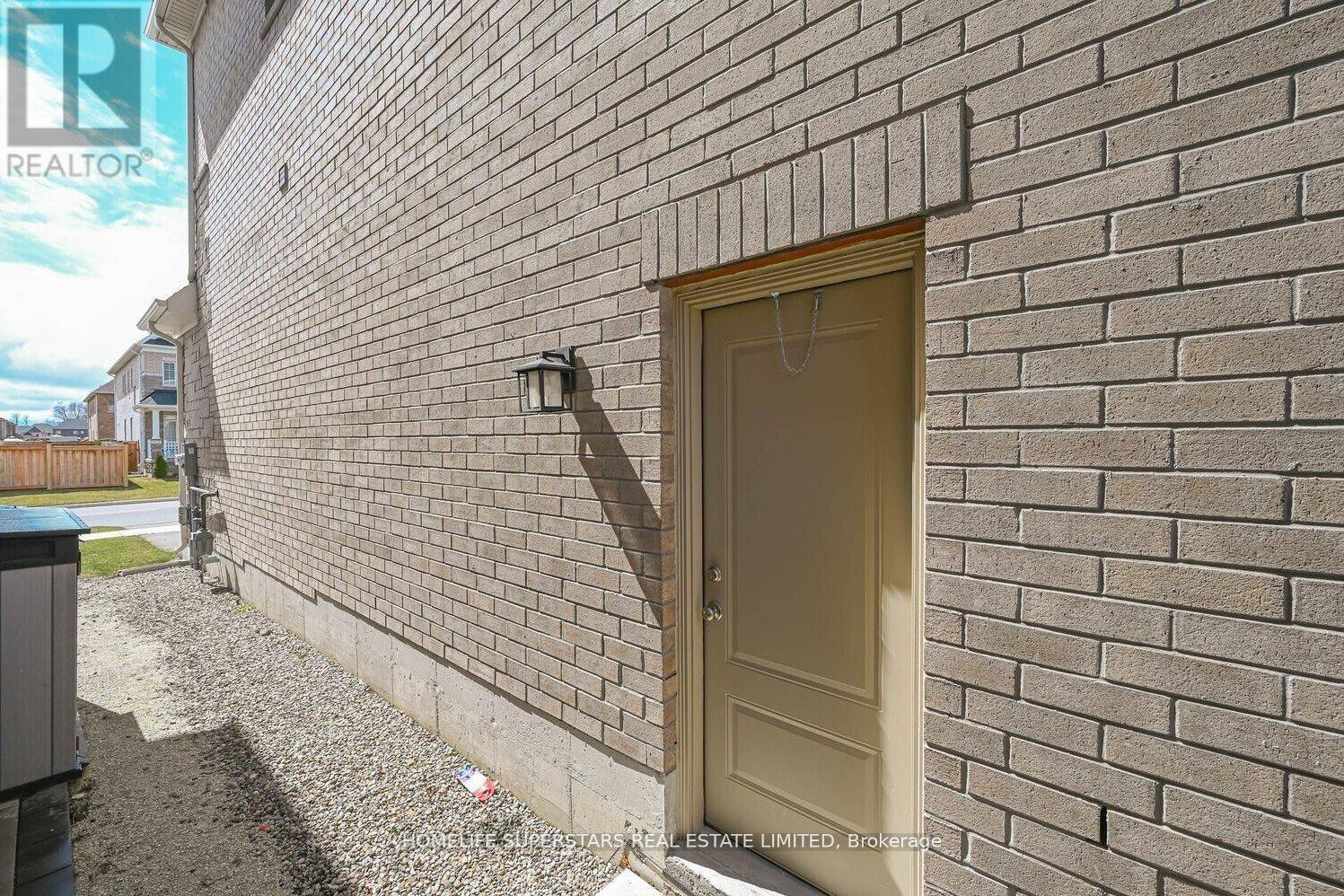 56 Arthur Griffin Crescent, Caledon, Ontario  L7C 4E9 - Photo 35 - W12744418