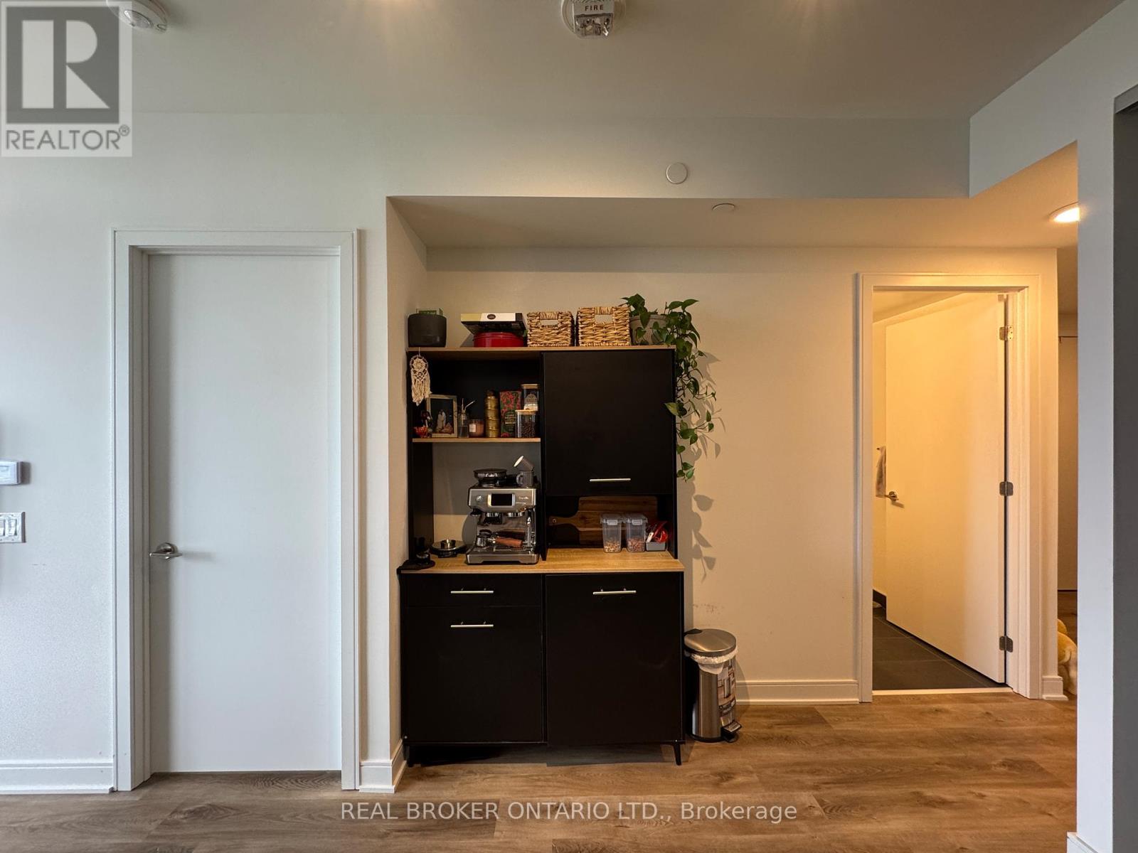 1412 - 86 Dundas Street E, Mississauga, Ontario  L5A 0B1 - Photo 11 - W12744424