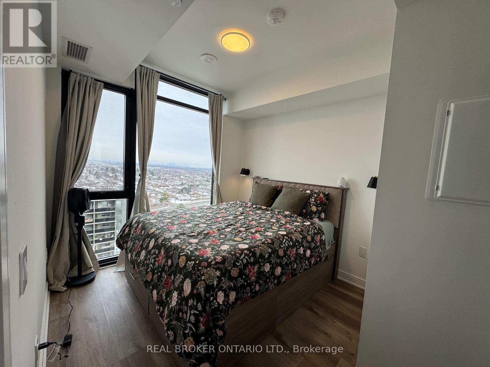 1412 - 86 Dundas Street E, Mississauga, Ontario  L5A 0B1 - Photo 8 - W12744424