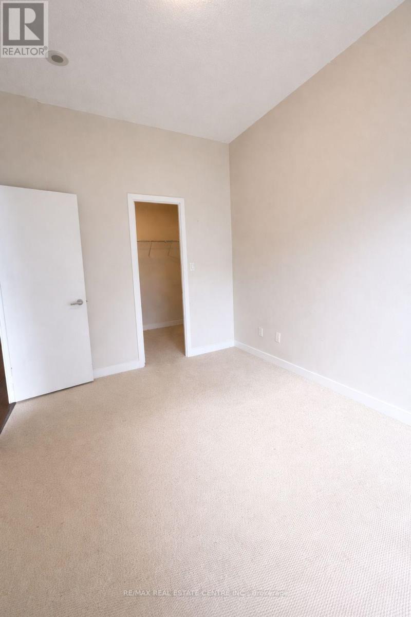 307 - 4070 Confederation Parkway, Mississauga, Ontario  L5B 0E9 - Photo 6 - W12744426