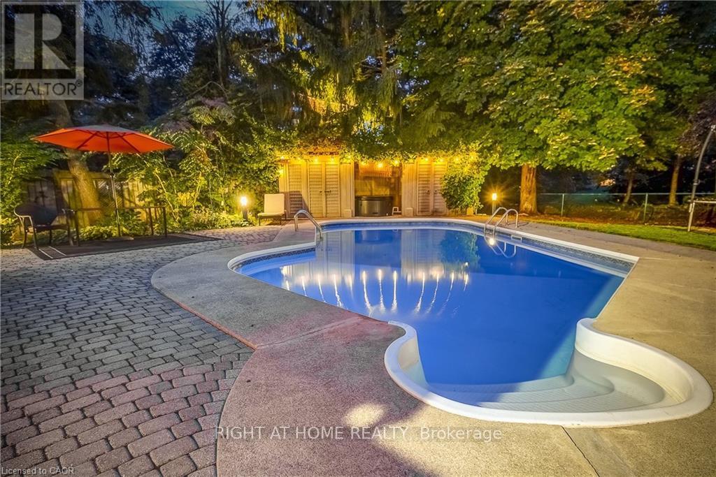 3021 Lakeshore Road, Burlington, Ontario  L7N 1A2 - Photo 38 - W12744438