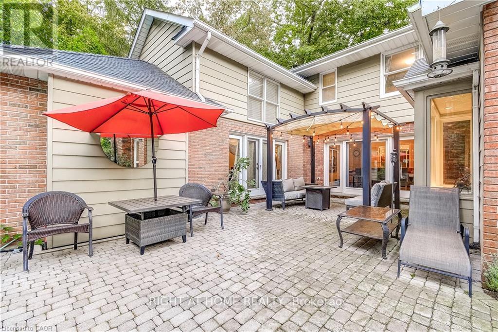 3021 Lakeshore Road, Burlington, Ontario  L7N 1A2 - Photo 46 - W12744438