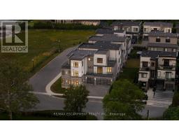 4 SUNROW GATE, Hamilton, Ontario