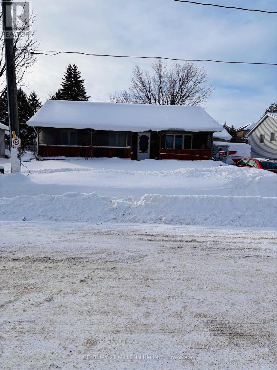 98 LEESON STREET S, East Luther Grand Valley, Ontario