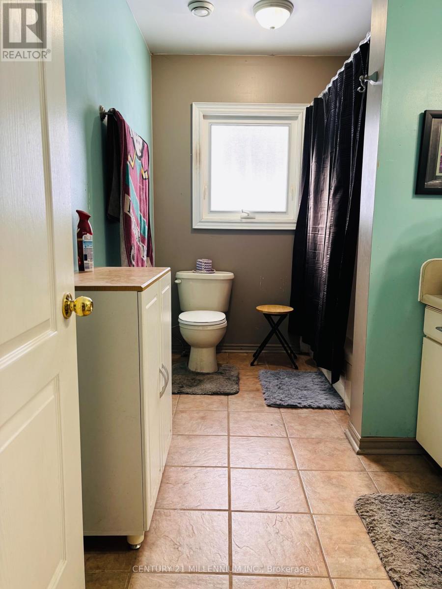 98 Leeson Street S, East Luther Grand Valley, Ontario  L0N 1G0 - Photo 12 - X12744432