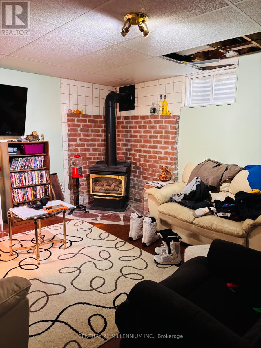 98 Leeson Street S, East Luther Grand Valley, Ontario  L0N 1G0 - Photo 9 - X12744432