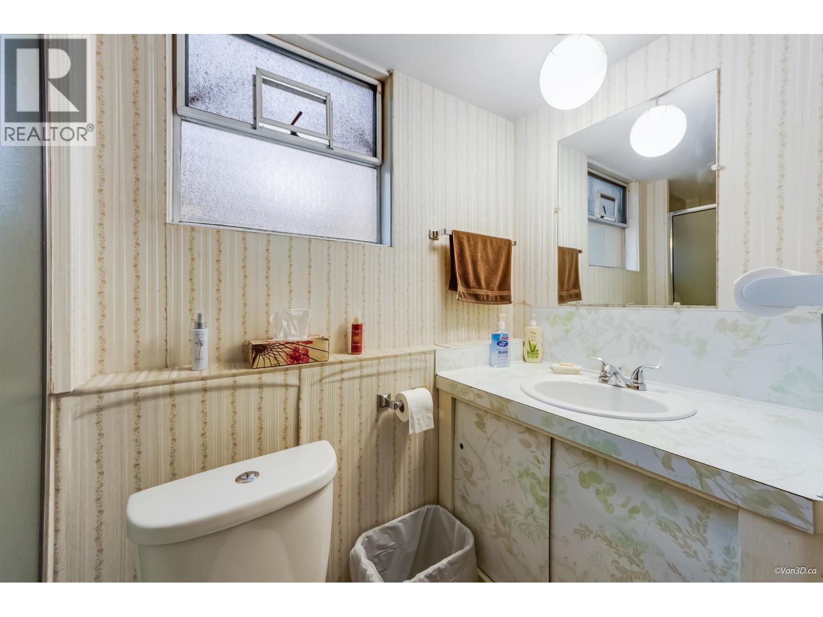 935 London Place, New Westminster, British Columbia  V3M 4Z5 - Photo 37 - R3085037