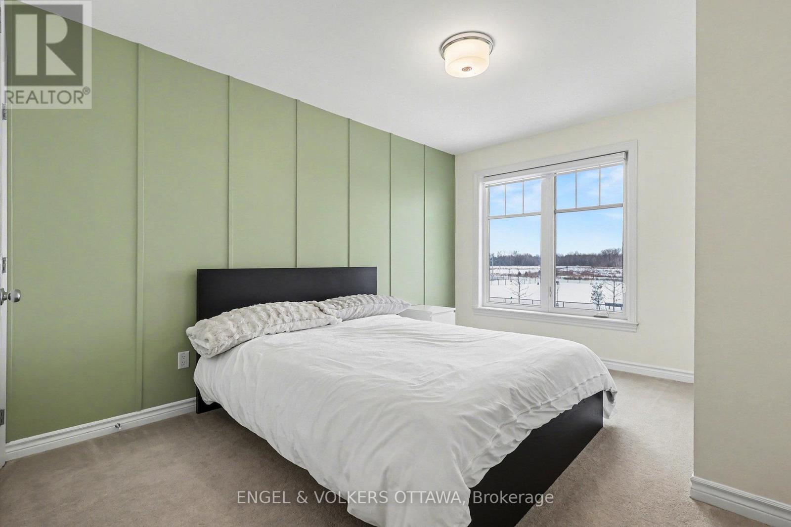 3987 Kelly Farm Drive, Ottawa, Ontario  K1T 0R7 - Photo 7 - X12744464