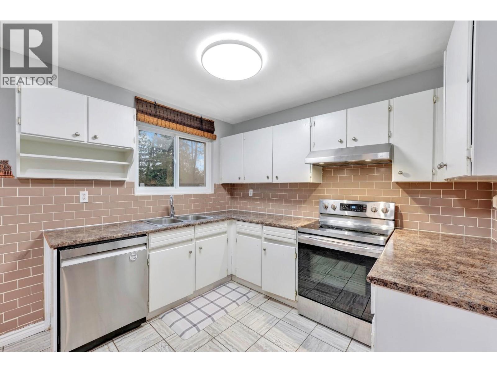 2158 Sandra Way, Port Coquitlam, British Columbia  V3C 1A6 - Photo 26 - R3076398