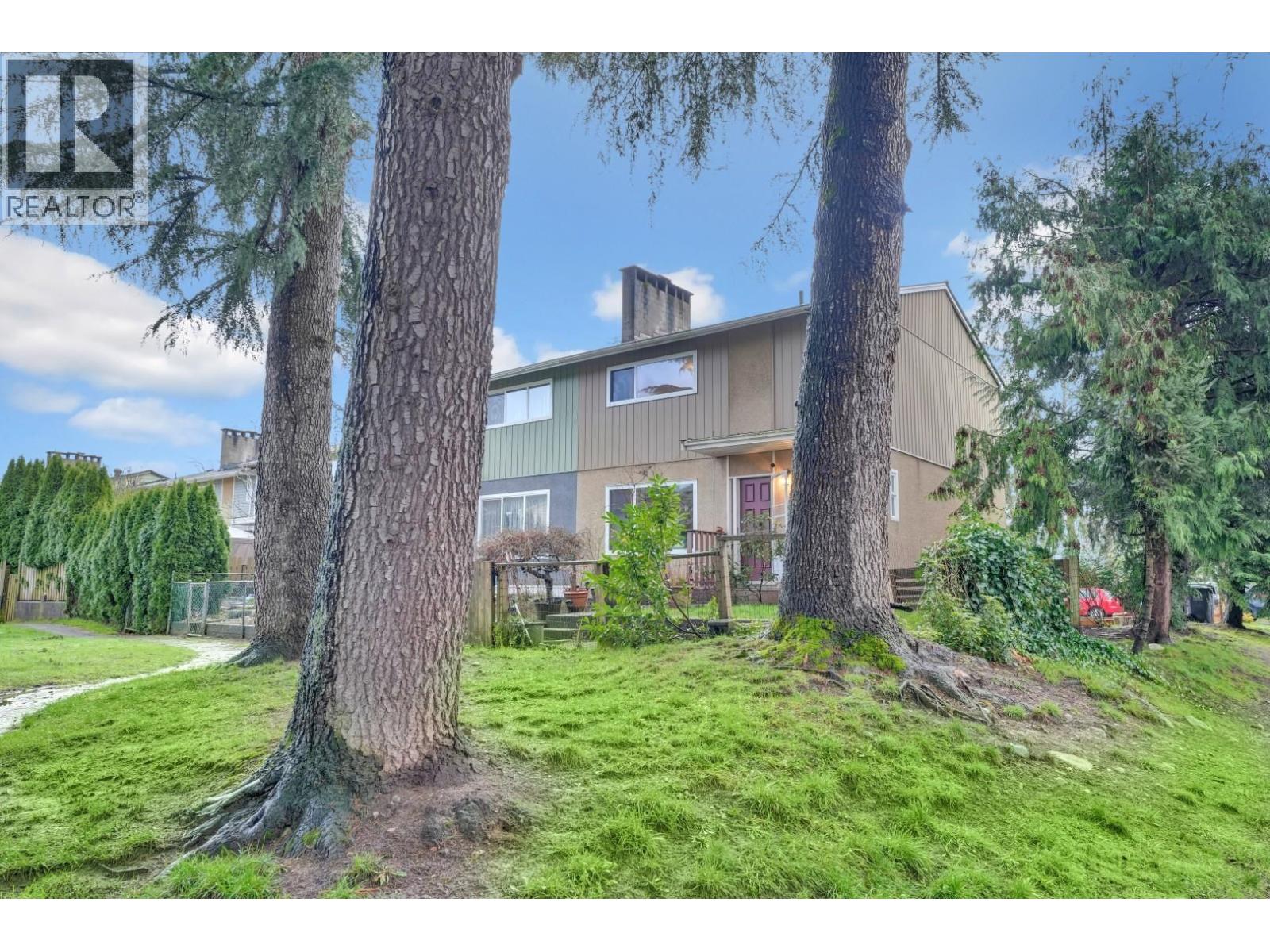 2158 Sandra Way, Port Coquitlam, British Columbia  V3C 1A6 - Photo 4 - R3076398