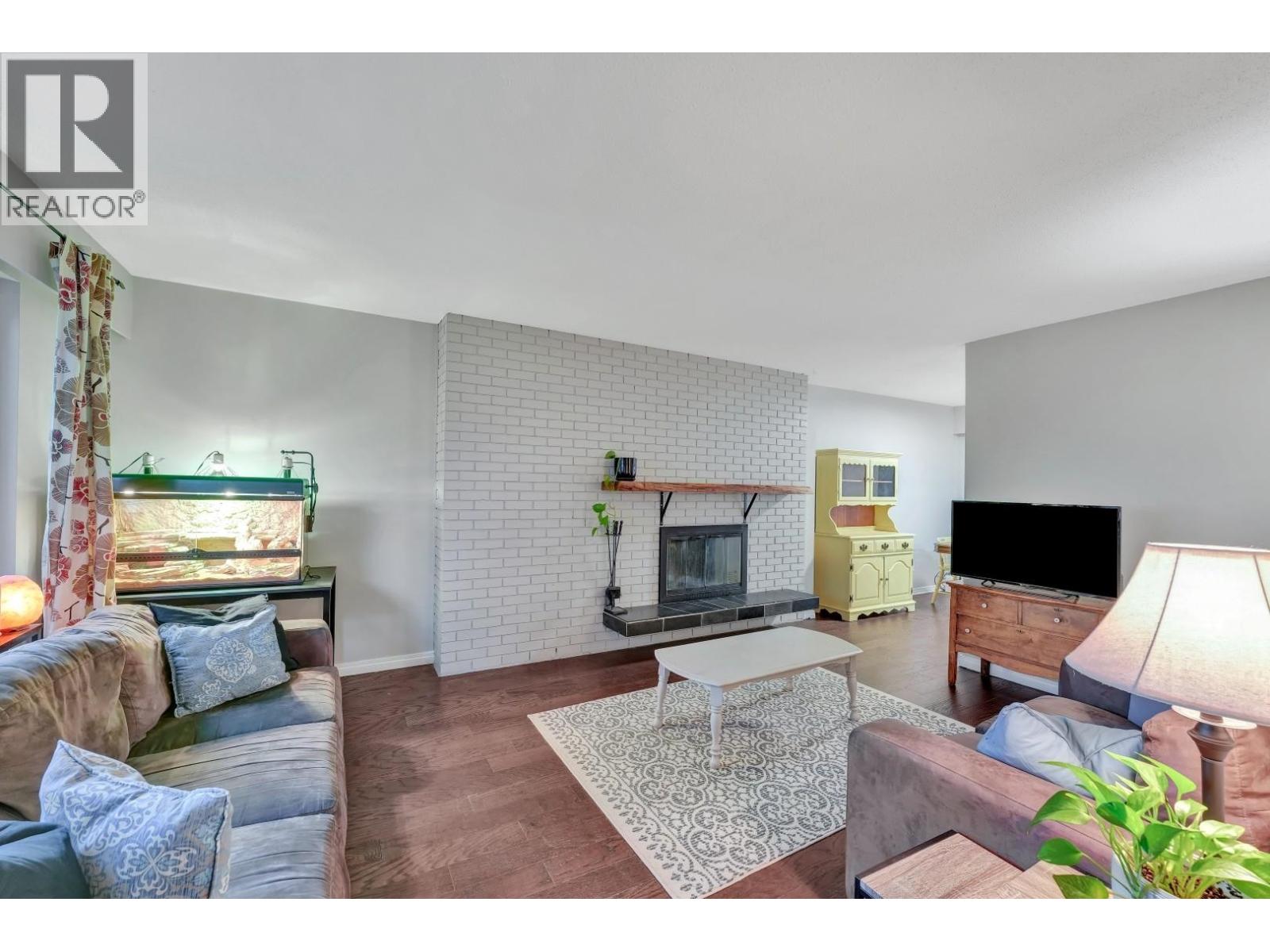 2158 Sandra Way, Port Coquitlam, British Columbia  V3C 1A6 - Photo 19 - R3076398