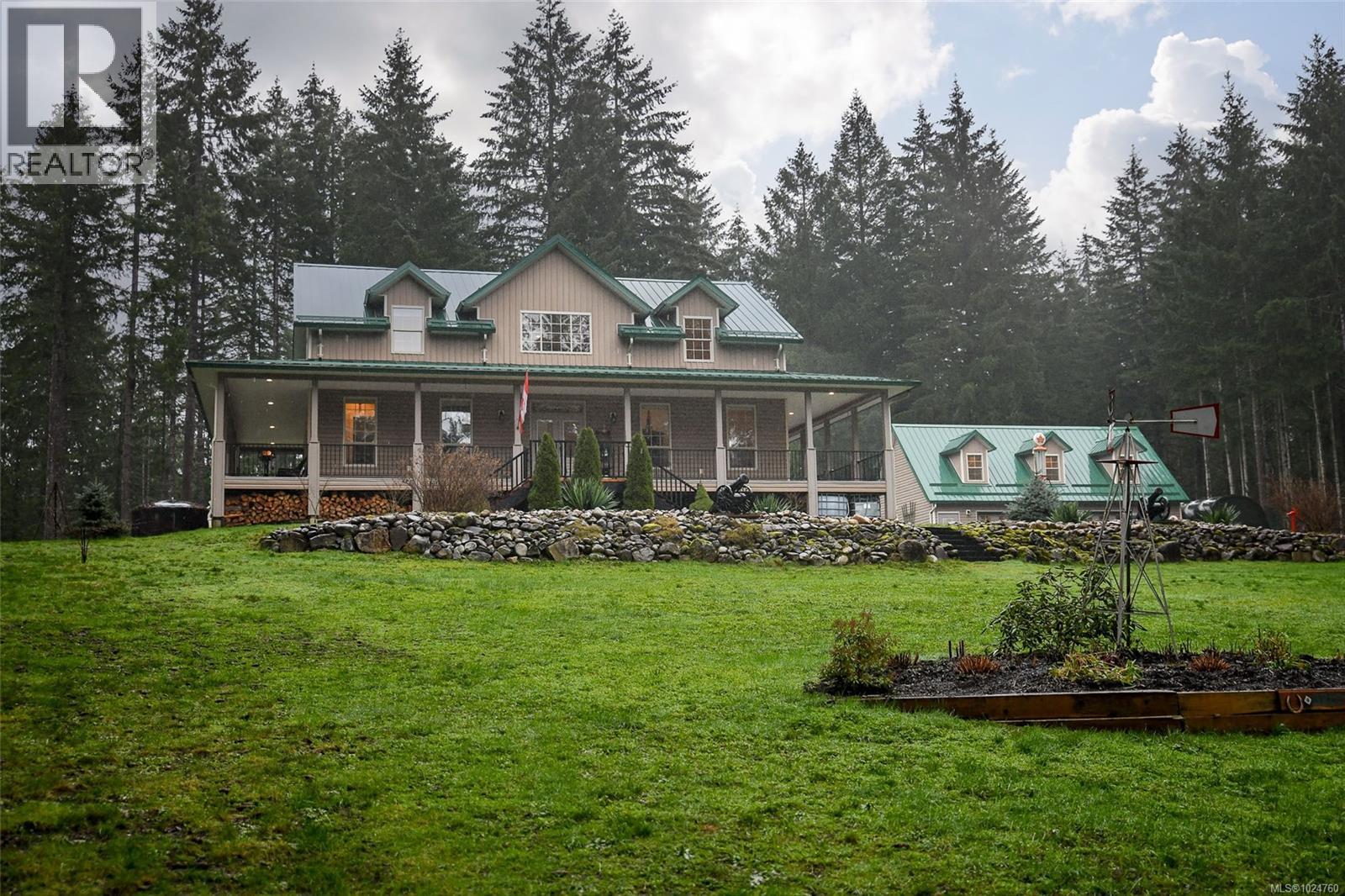 3997 Macaulay Rd, Black Creek, British Columbia  V9J 1C8 - Photo 6 - 1024760