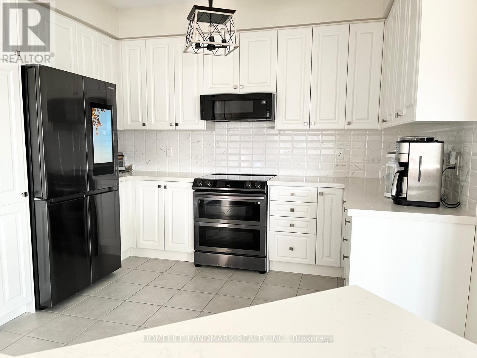 43 Lorne Thomas Place Lorne Thomas Place, New Tecumseth, Ontario  L9R 0T8 - Photo 6 - N12744452