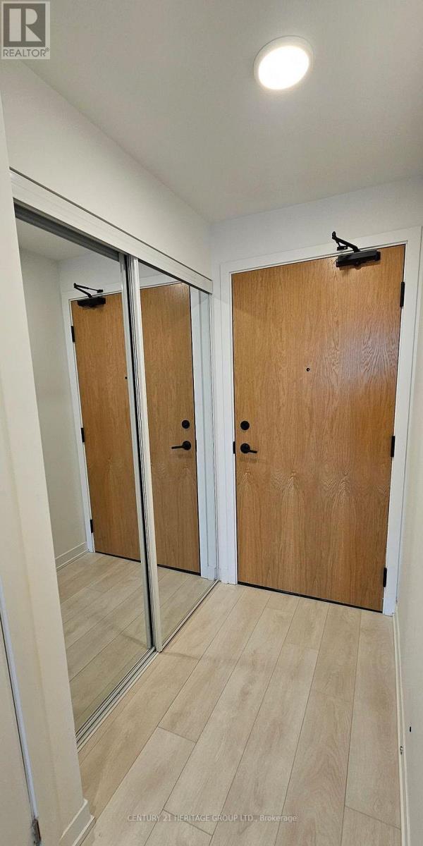 432 - 7950 BATHURST STREET, Vaughan, Ontario