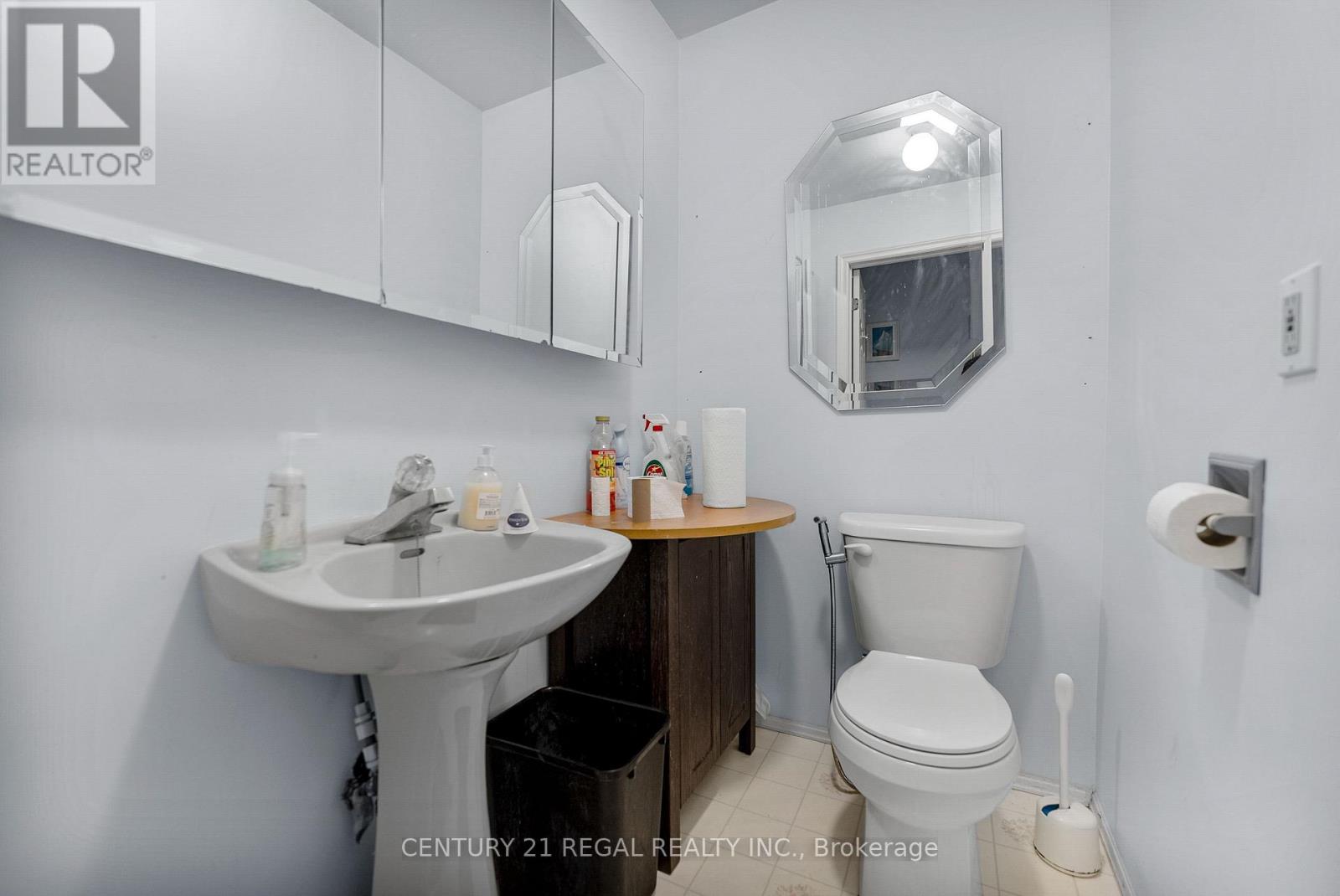 Unknown Address, ,     - Photo 27 - X12744458