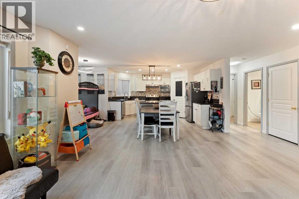 140 Fairways Drive Nw, Airdrie, Alberta  T4B 2R8 - Photo 15 - A2270444