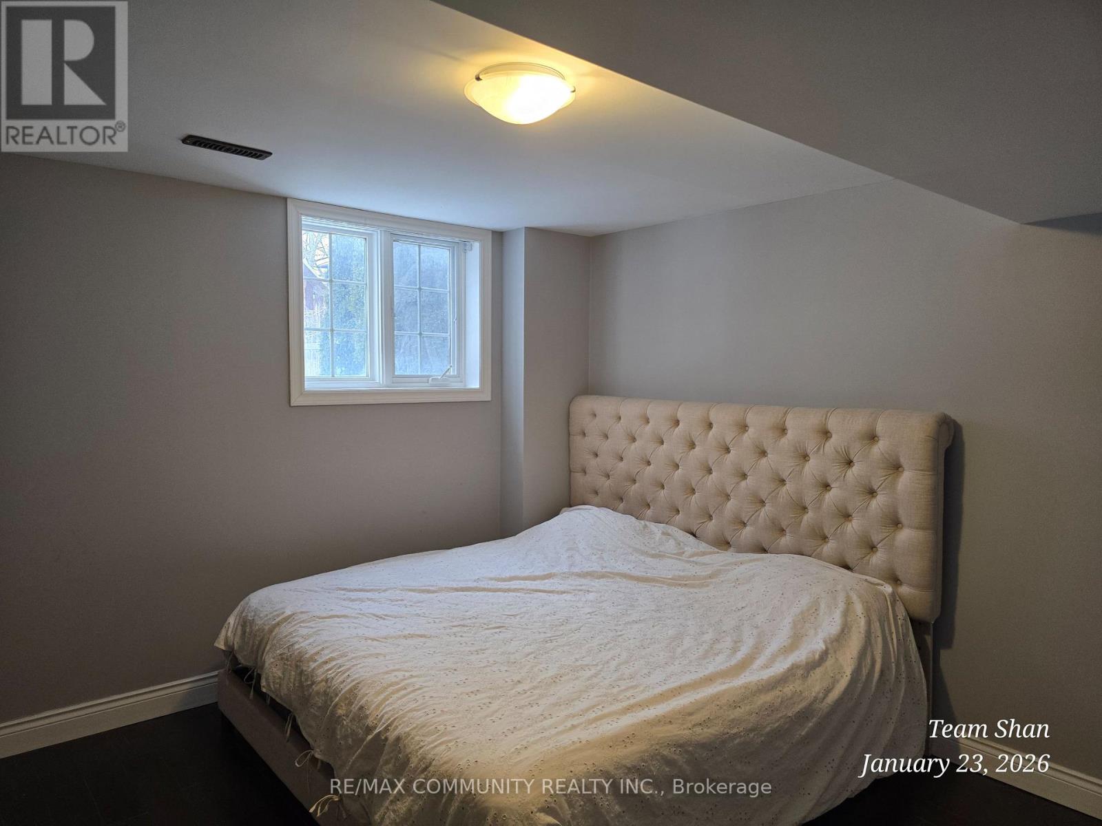 28 Searell Avenue, Ajax, Ontario  L1T 0H6 - Photo 5 - E12744336