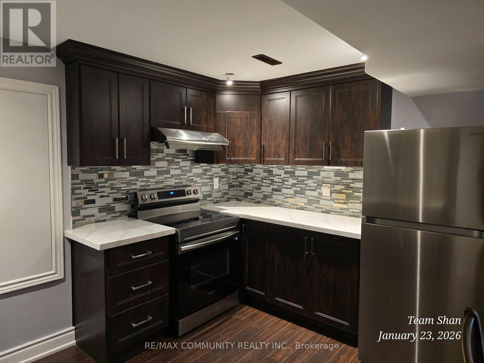 28 Searell Avenue, Ajax, Ontario  L1T 0H6 - Photo 9 - E12744336