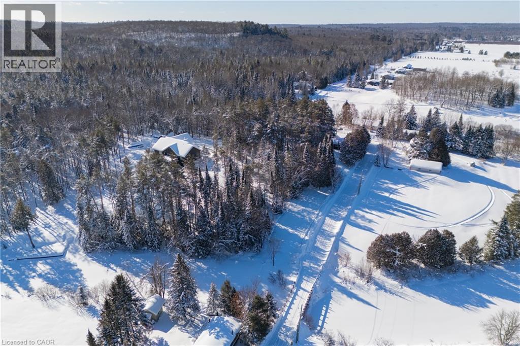 469 Rowanwood Road, Huntsville, Ontario  P0B 1M0 - Photo 45 - 40800003