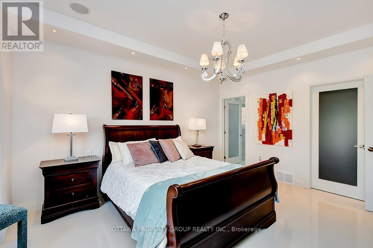 A - 10 Chestnut Street, Ottawa, Ontario  K1S 0Z8 - Photo 15 - X12744474