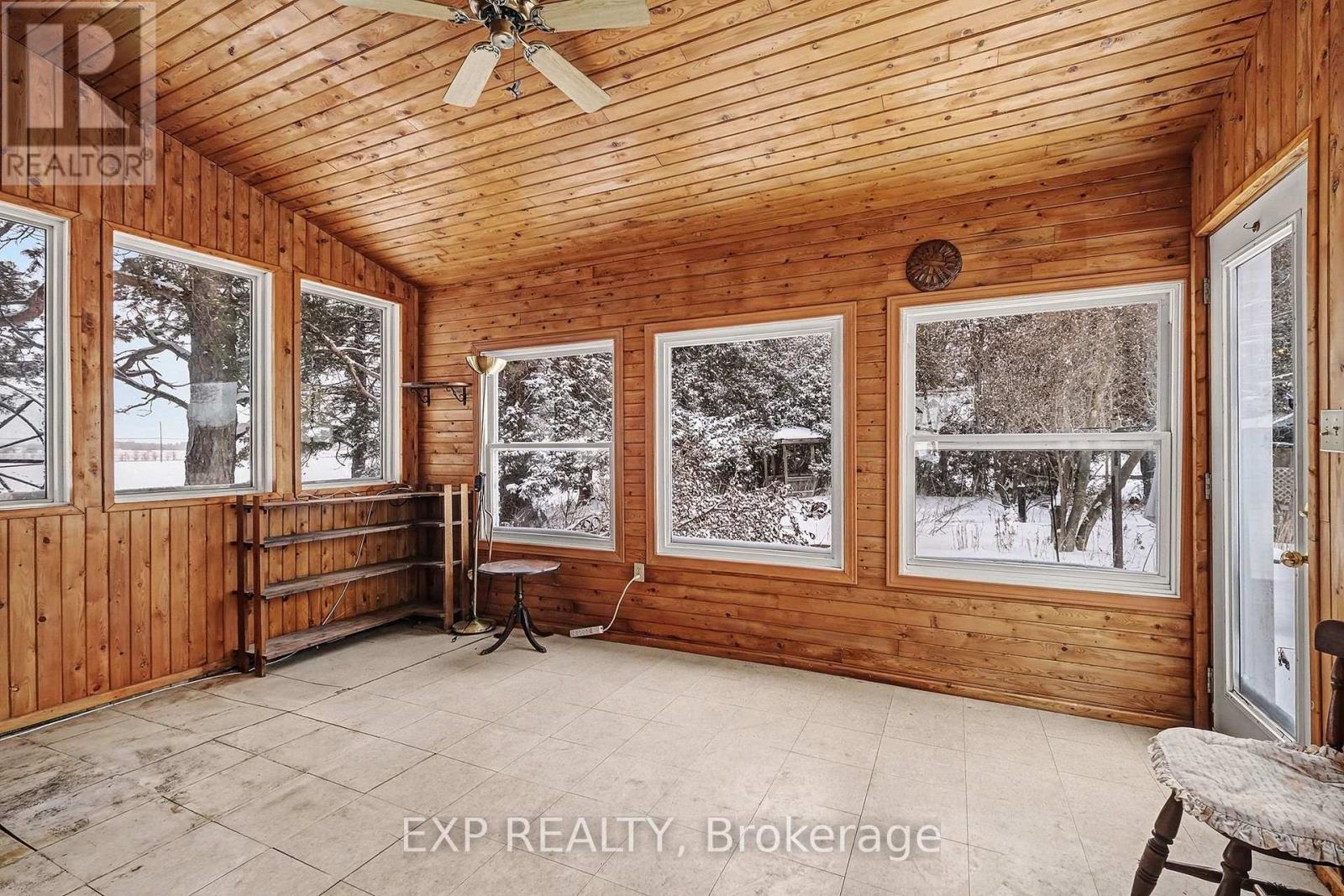 531 Route 400 Route, Russell, Ontario K4R 1E5 - Photo 6 - X12744478