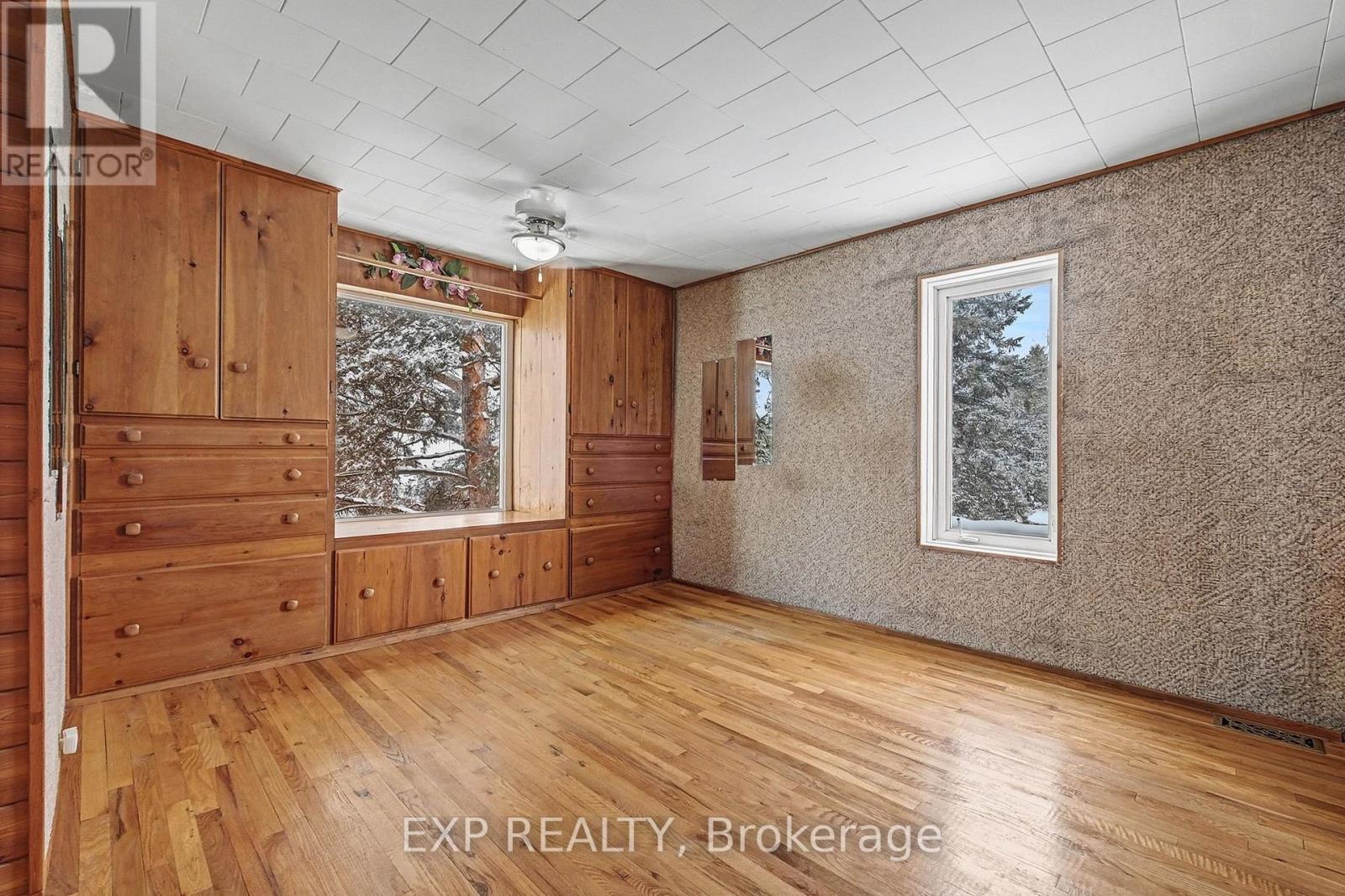 531 Route 400 Route, Russell, Ontario K4R 1E5 - Photo 9 - X12744478