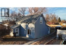 45 Civic Avenue W, Magrath, Alberta