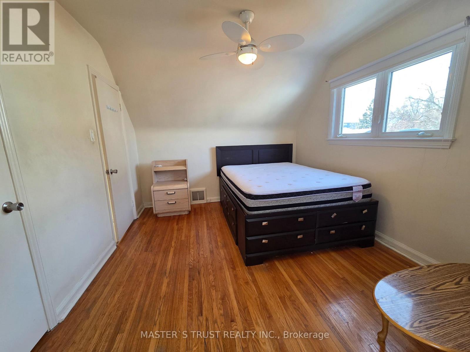 8 Dromore Crescent, Toronto, Ontario  M2R 2H5 - Photo 11 - C12744492