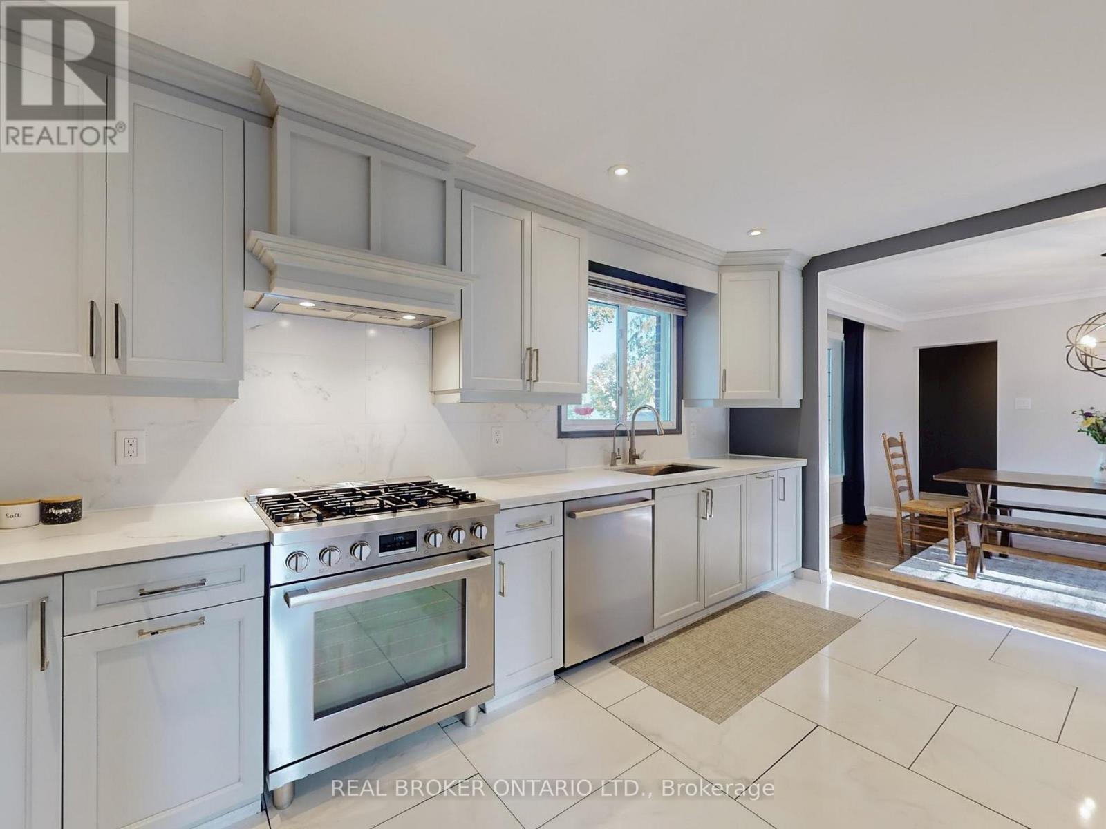 15 Jasmine Crescent, Whitchurch-Stouffville, Ontario  L4A 7X4 - Photo 15 - N12744468