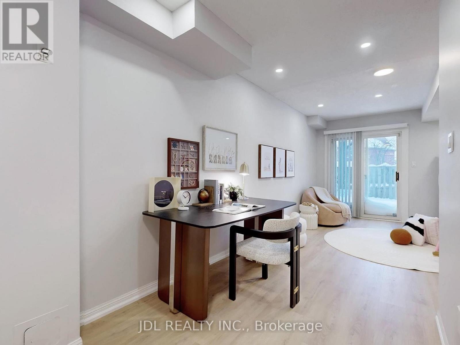 39 - 2 Clay Brick Court, Brampton, Ontario  L6V 4M7 - Photo 24 - W12744482