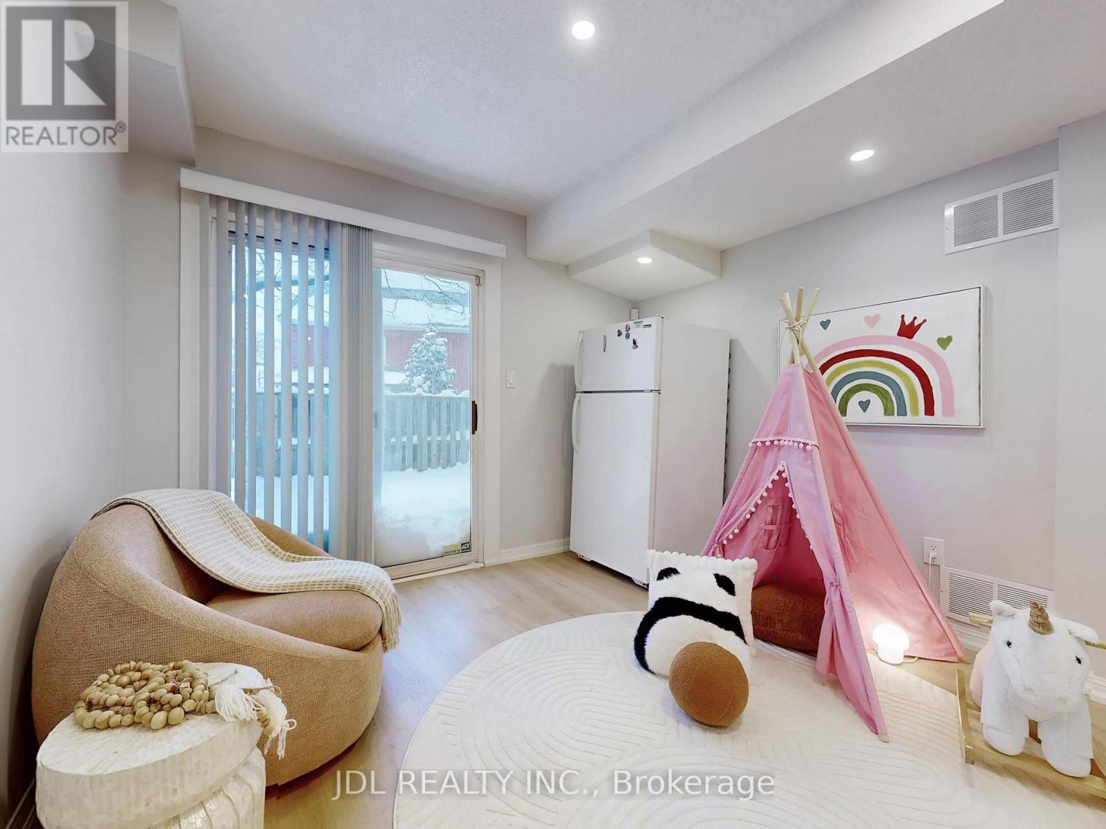 39 - 2 Clay Brick Court, Brampton, Ontario  L6V 4M7 - Photo 25 - W12744482