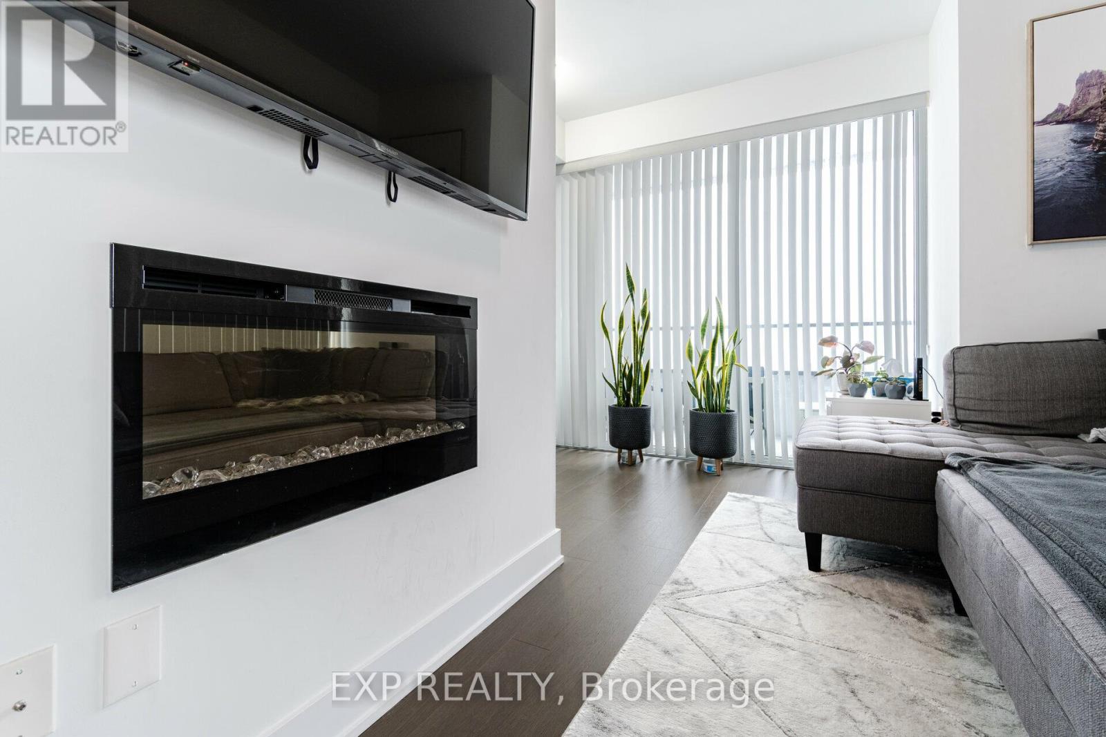 2221 - 30 Shore Breeze Drive, Toronto, Ontario M8V 0J1 - Photo 10 - W12744486