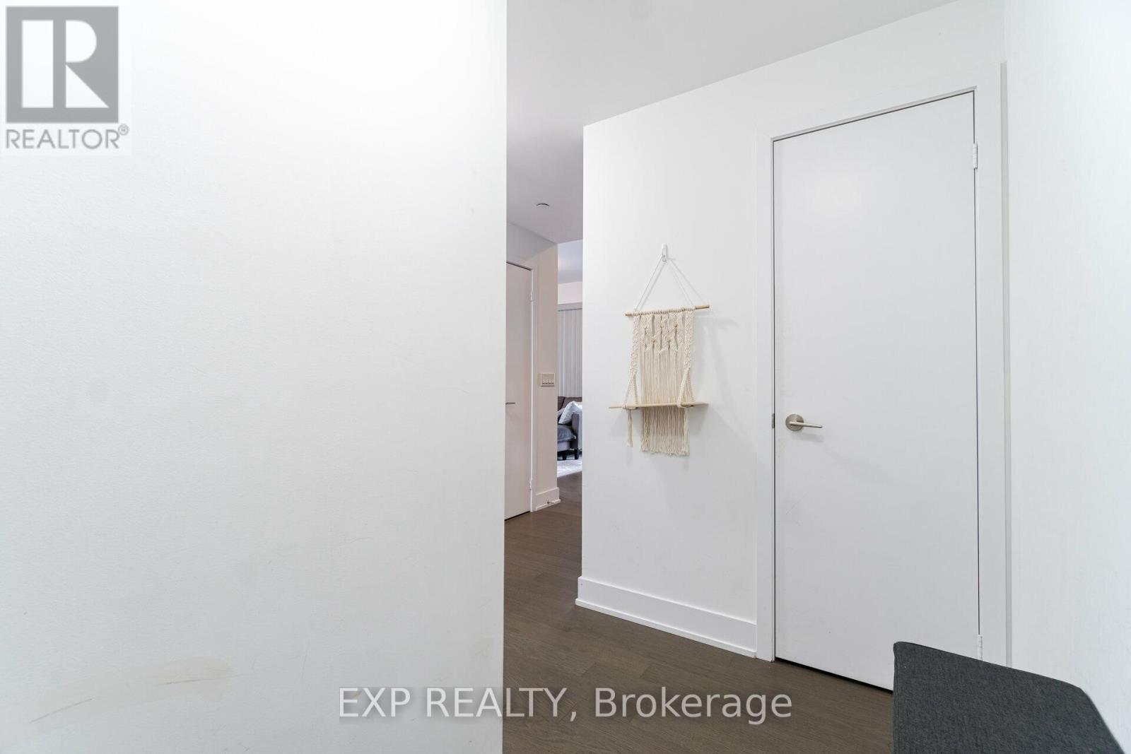 2221 - 30 Shore Breeze Drive, Toronto, Ontario M8V 0J1 - Photo 3 - W12744486
