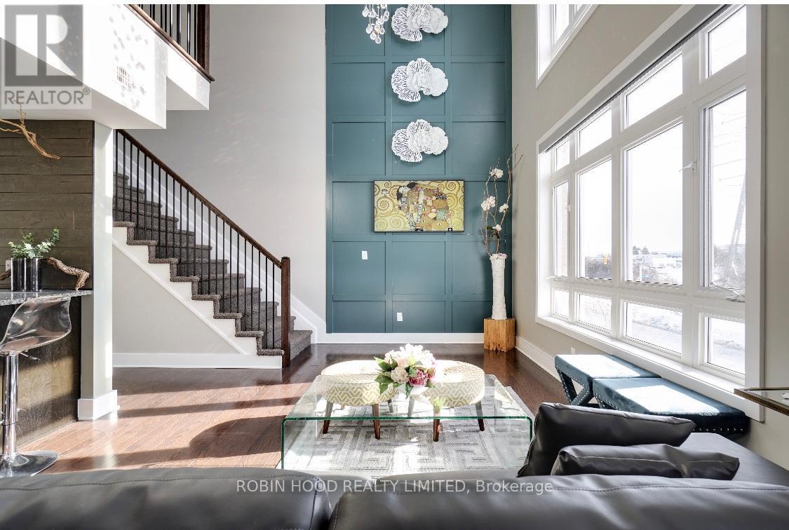 UNIT F - 77 COLONNADE ROAD, Ottawa, Ontario