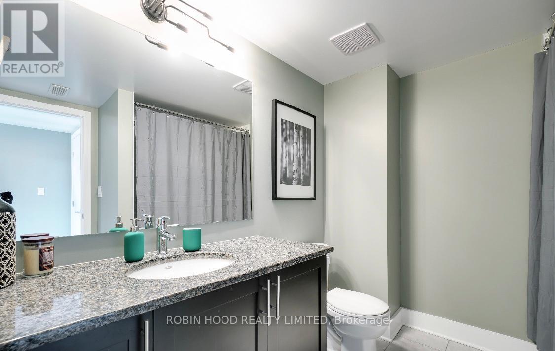 Unit F - 77 Colonnade Road, Ottawa, Ontario  K2E 0A8 - Photo 12 - X12744472