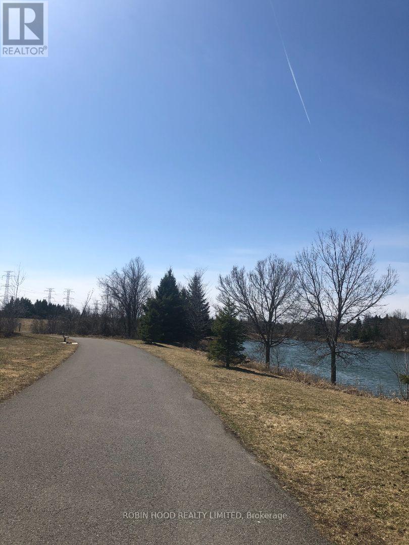 Unit F - 77 Colonnade Road, Ottawa, Ontario  K2E 0A8 - Photo 2 - X12744472