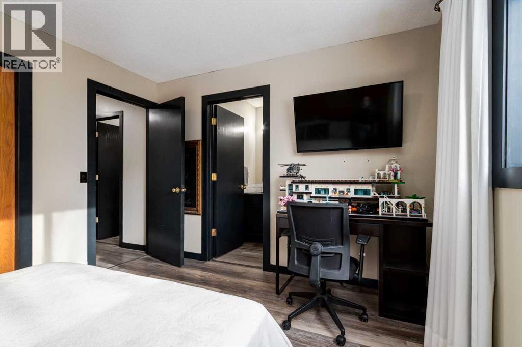 140 Stonegate Close Nw, Airdrie, Alberta  T4B 2V2 - Photo 16 - A2282484