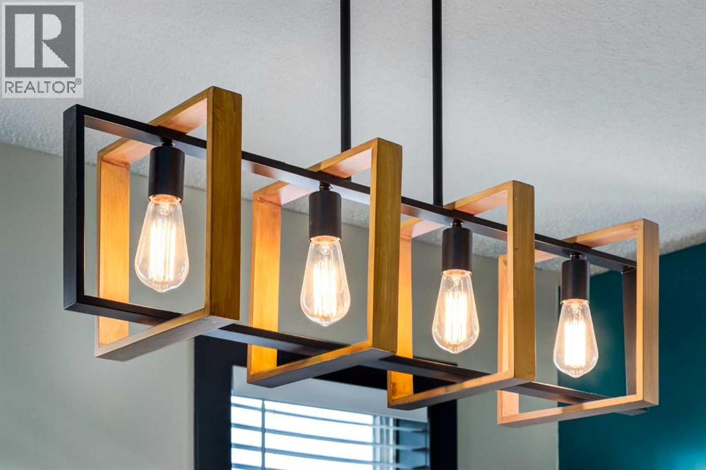 140 Stonegate Close Nw, Airdrie, Alberta  T4B 2V2 - Photo 9 - A2282484